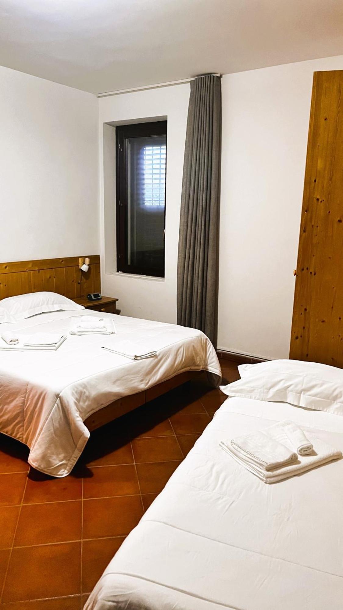 A' Porta I Frustere Apartment *